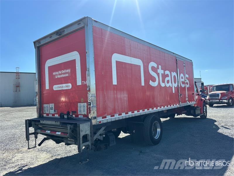 Freightliner M2 106 4x2 Van Truck Sanduk kamioni