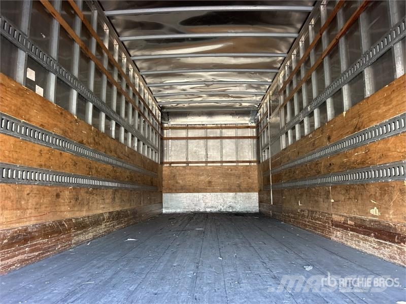 Freightliner M2 106 4x2 Van Truck (Inoperable) Camiones caja cerrada