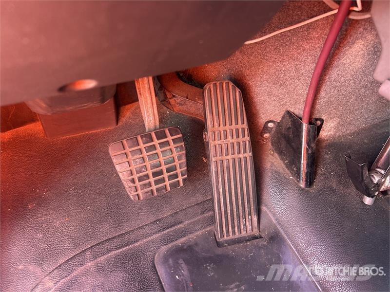 Freightliner M2 106 4x2 Van Truck (Inoperable) Camiones caja cerrada