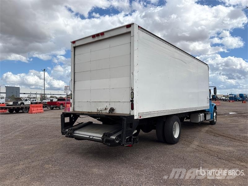 Freightliner M2 106 4x2 Van Truck Autocamioane