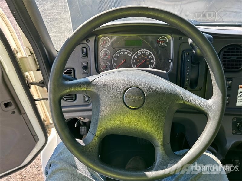 Freightliner M2 106 4x2 Mobile Shredding Truck Drugi tovornjaki