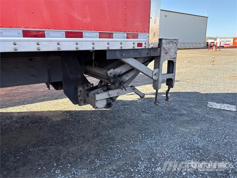 Freightliner M2 106 4x2 Van Truck Sanduk kamioni