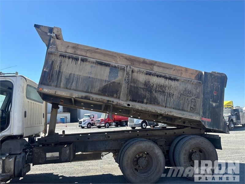 Freightliner M2 106 6x4 Dump Truck Kiper tovornjaki