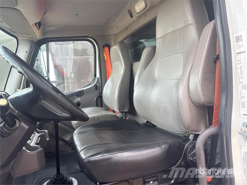 Freightliner M2 106 6x4 T/A Dump Truck 덤프 트럭