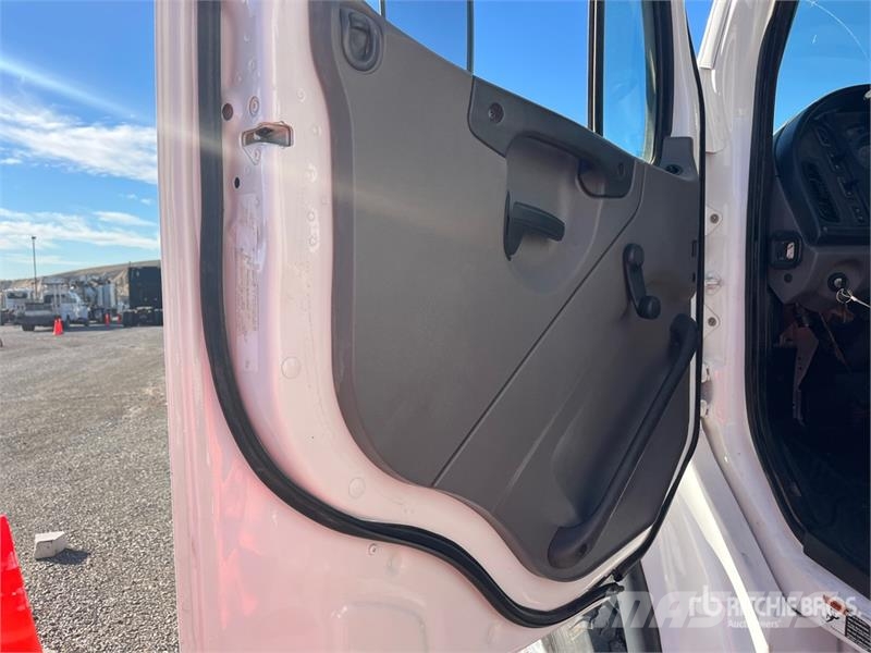 Freightliner M2 106 6x4 Water Truck Su tankerleri