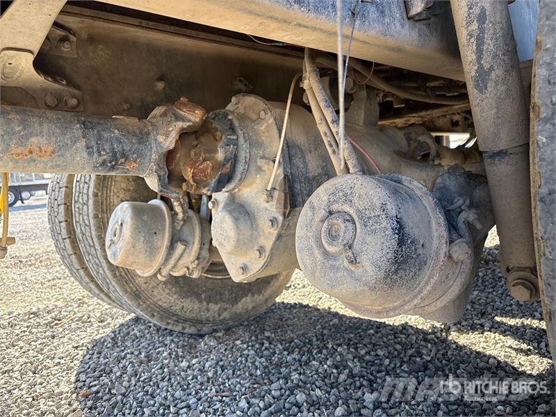 Freightliner M2 106 6x4 Water Truck صهاريج مياه