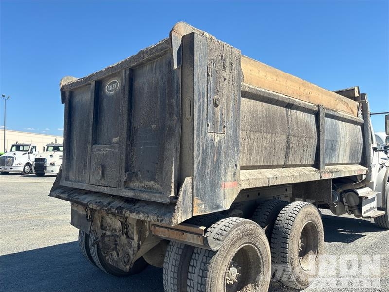 Freightliner M2 106 6x4 Dump Truck Kiper tovornjaki