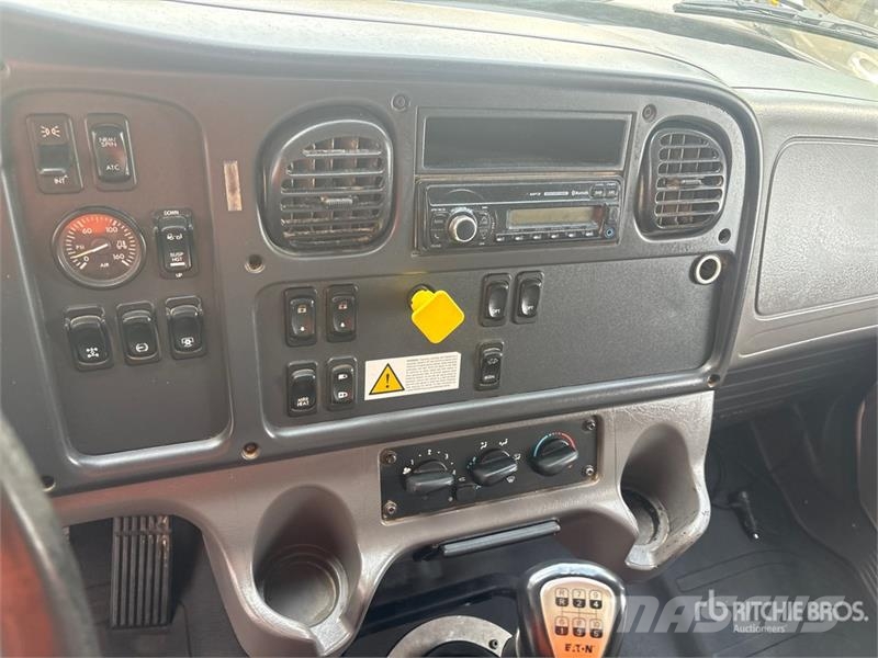 Freightliner M2 106 6x4 T/A Dump Truck 덤프 트럭