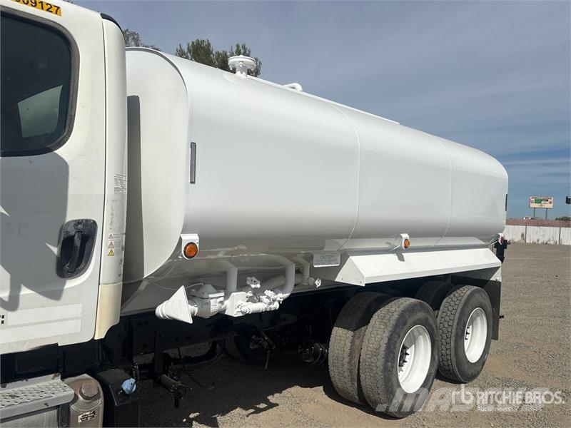 Freightliner M2 106 6x4 Water Truck Vandens sunkvežimiai