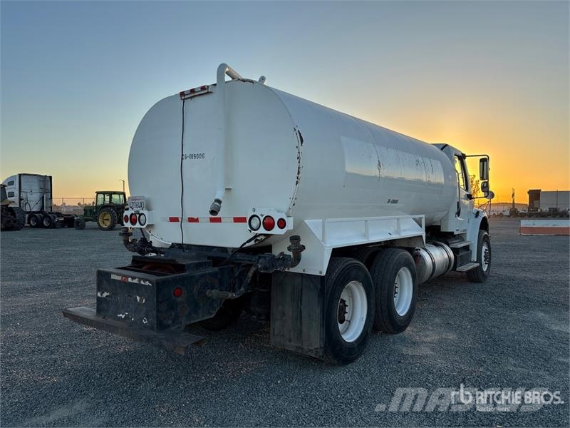 Freightliner M2 106 6x4 Water Truck Cisterny na vodu