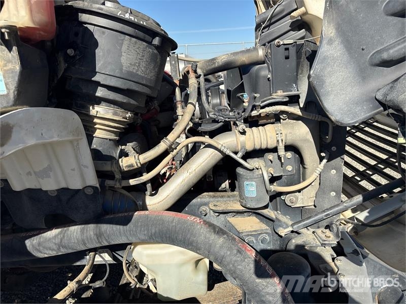 Freightliner M2 106 6x4 Water Truck صهاريج مياه