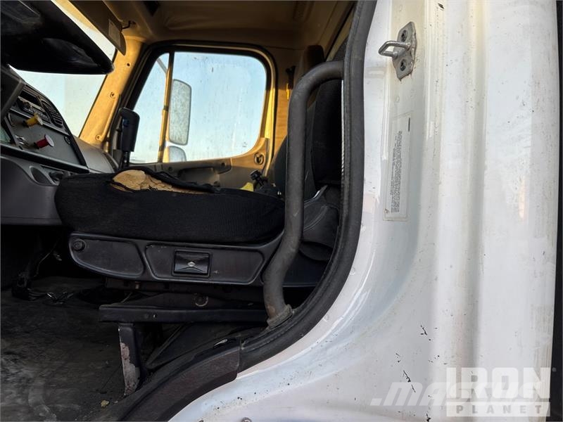 Freightliner M2 106 6x4 Dump Truck Kiper tovornjaki
