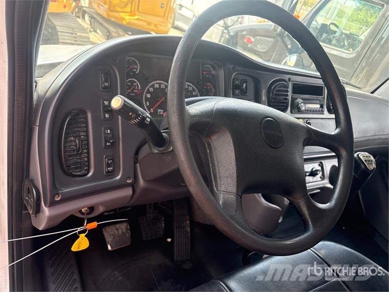 Freightliner M2 106 6x4 T/A Dump Truck 덤프 트럭