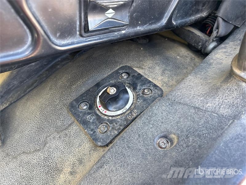 Freightliner M2 106 6x4 Water Truck صهاريج مياه