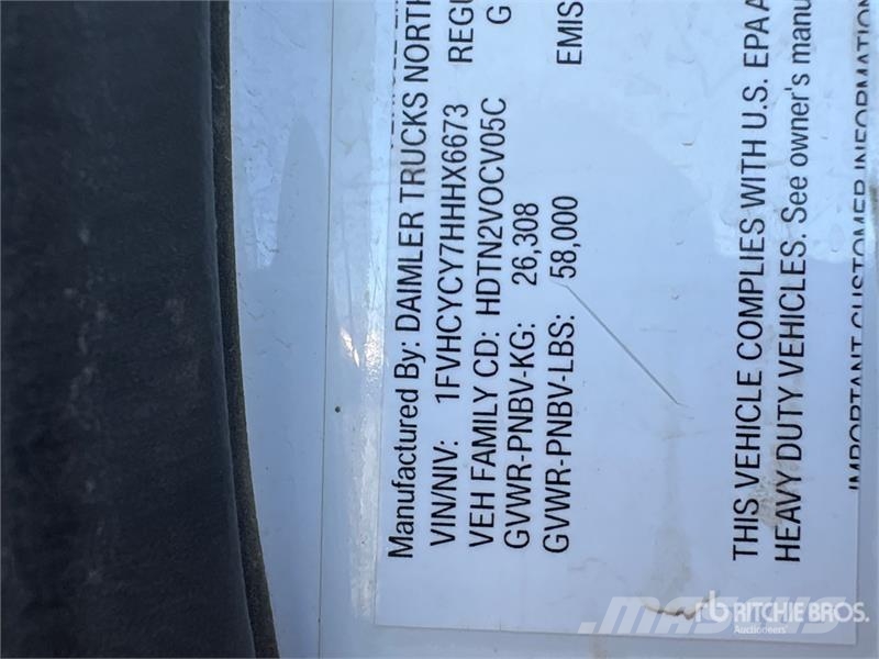 Freightliner M2 106 6x4 Water Truck صهاريج مياه