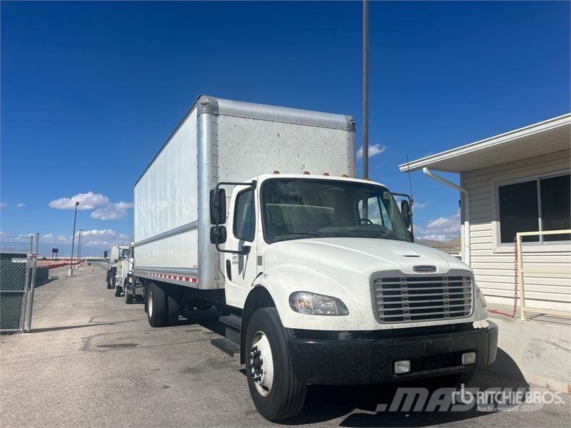 Freightliner M2 106 Van Truck Samochody ciężarowe ze skrzynią zamkniętą