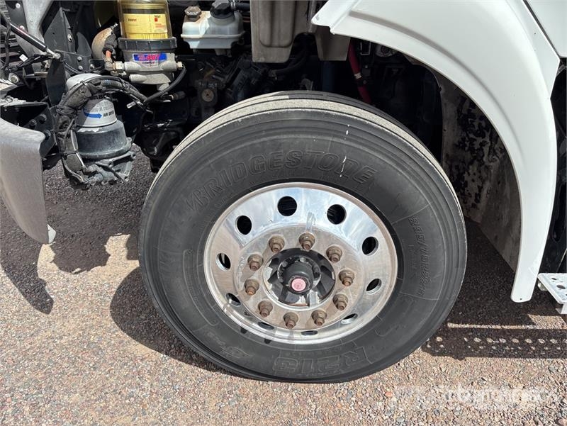 Freightliner M2 112 Tracteur routier