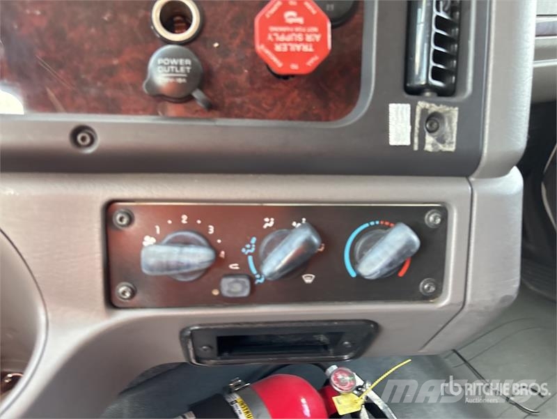 Freightliner M2 112 Tracteur routier