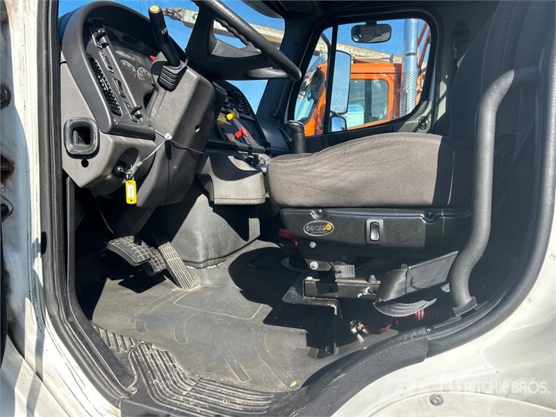 Freightliner M2 112 Truck Tractor Units
