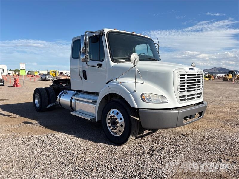 Freightliner M2 112 Tracteur routier
