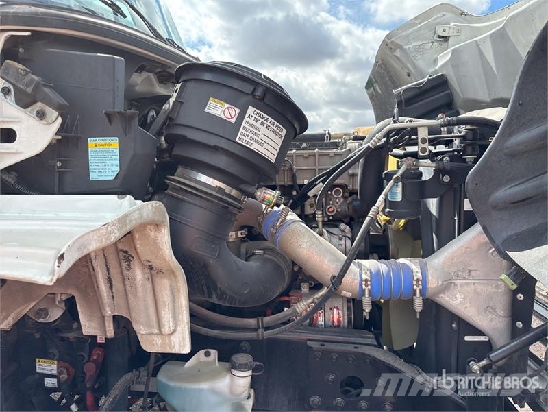 Freightliner M2 112 Tracteur routier