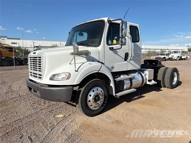 Freightliner M2 112 Tracteur routier