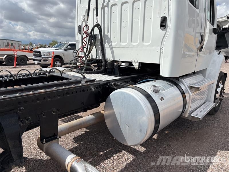 Freightliner M2 112 Tracteur routier