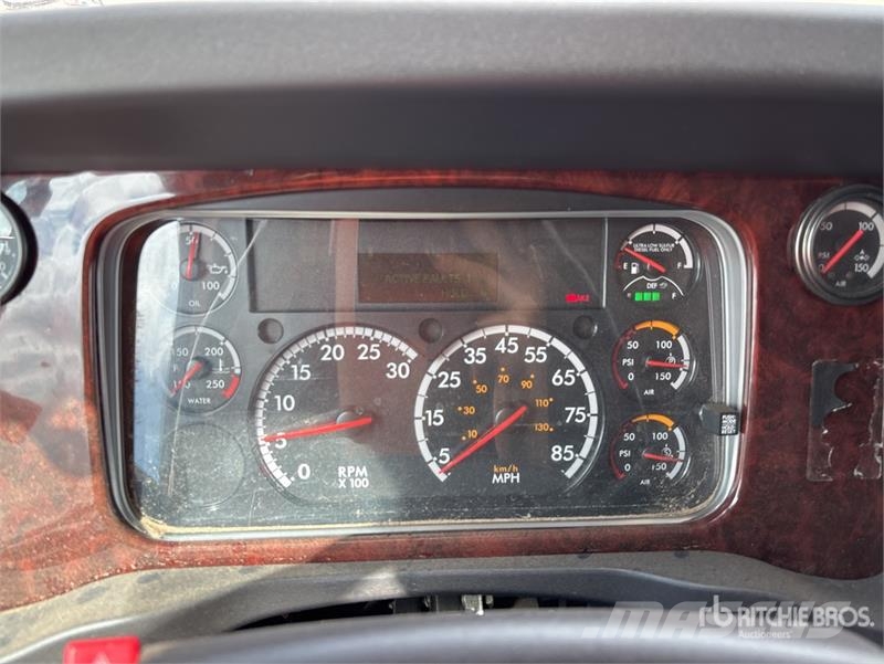 Freightliner M2 112 Tracteur routier