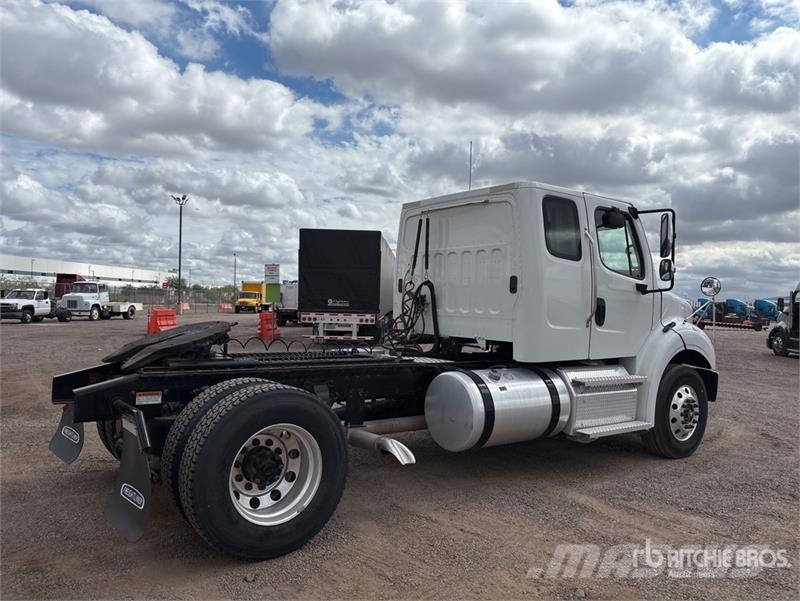 Freightliner M2 112 Tracteur routier