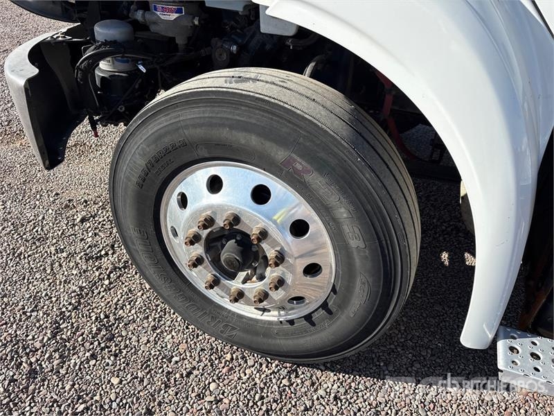Freightliner M2 112 Tracteur routier