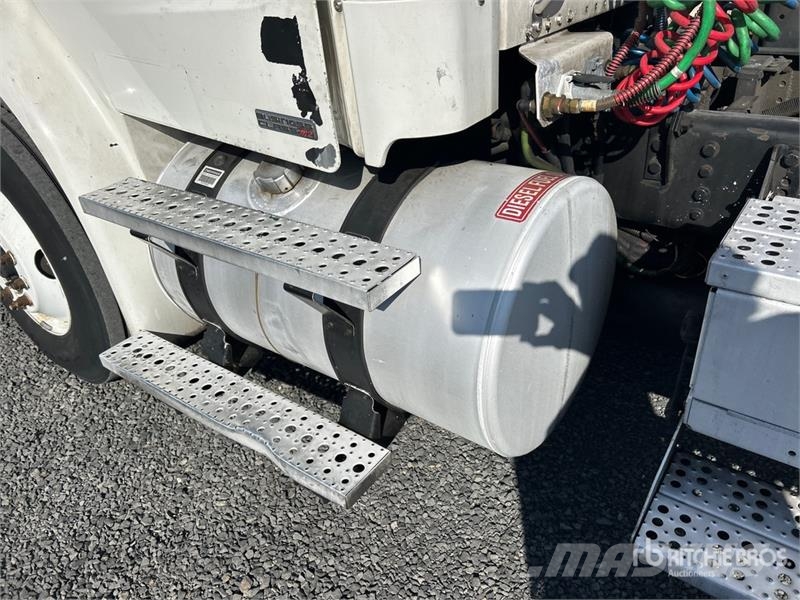 Freightliner M2 112 Truck Tractor Units