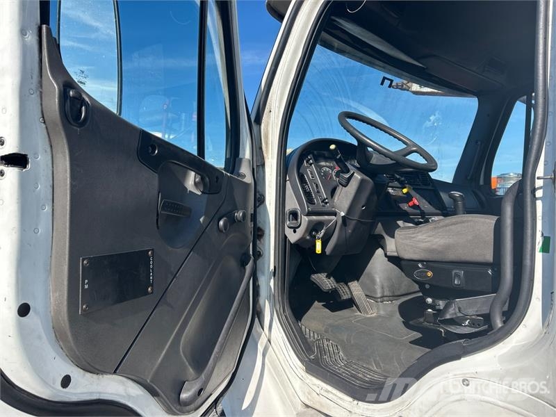 Freightliner M2 112 Truck Tractor Units