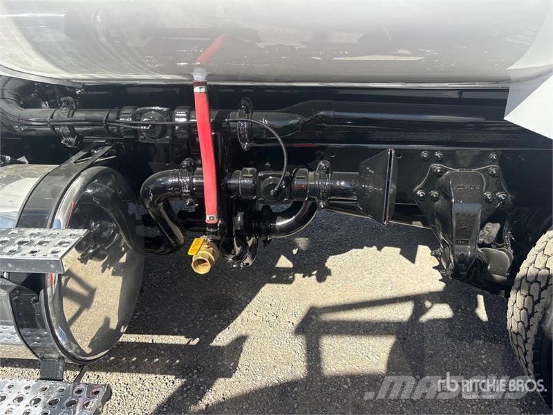 Freightliner M2 112 2500 gal 4x2 Water Truck Water bowser