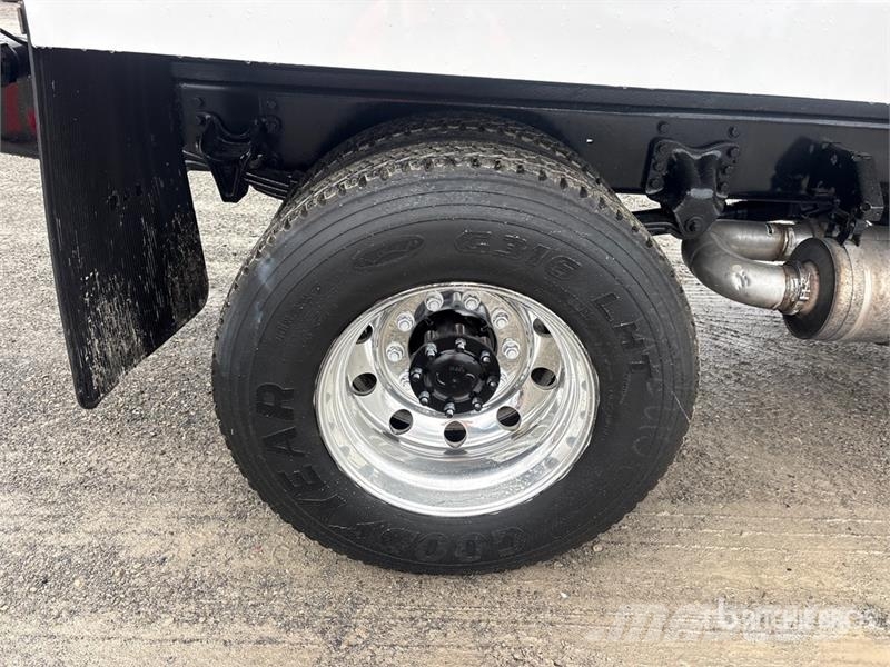 Freightliner M2 2500 gal 4x2 Water Truck Поливальні машини