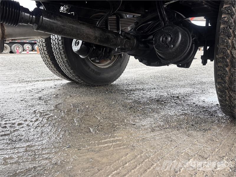Freightliner M2 2500 gal 4x2 Water Truck Поливальні машини
