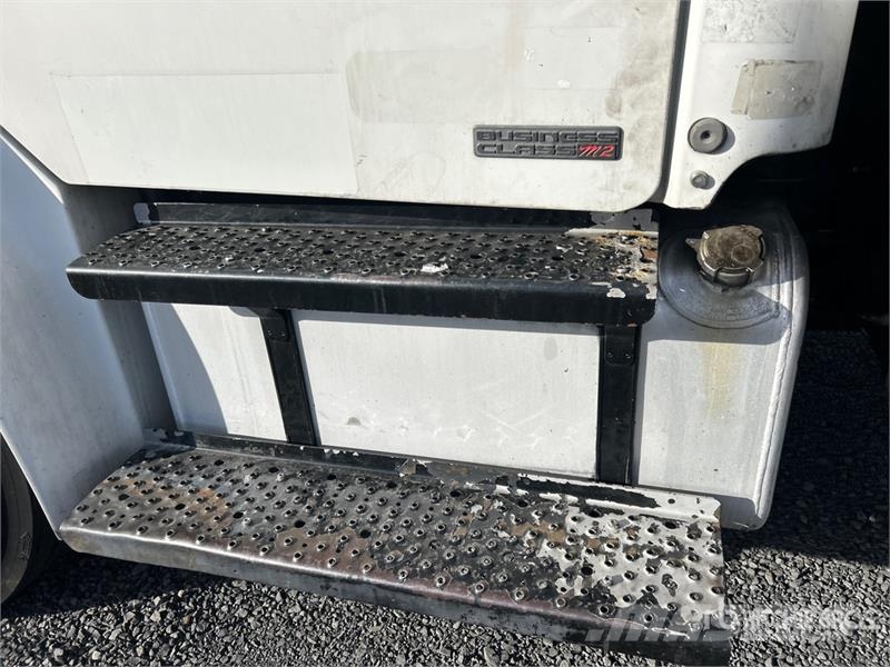 Freightliner M2 4x2 Refrigerated Truck Külmikautod