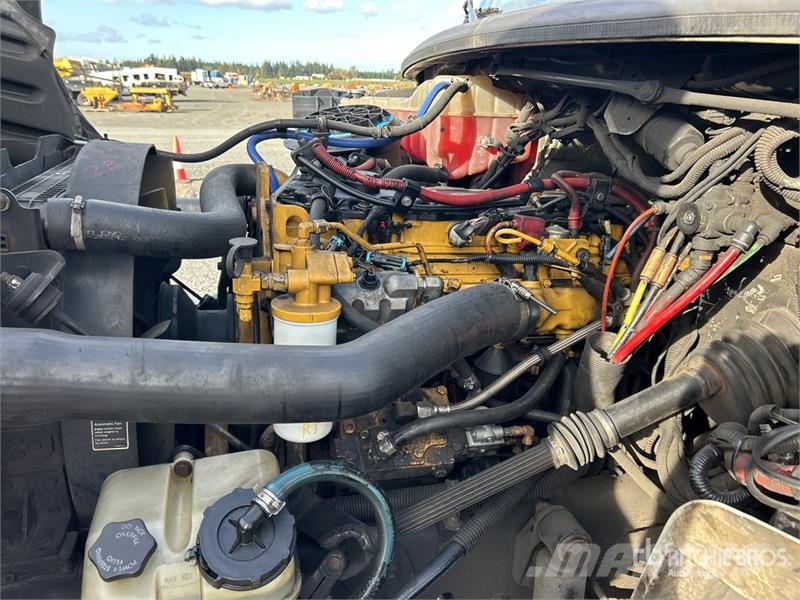 Freightliner M2 4x2 Refrigerated Truck Külmikautod
