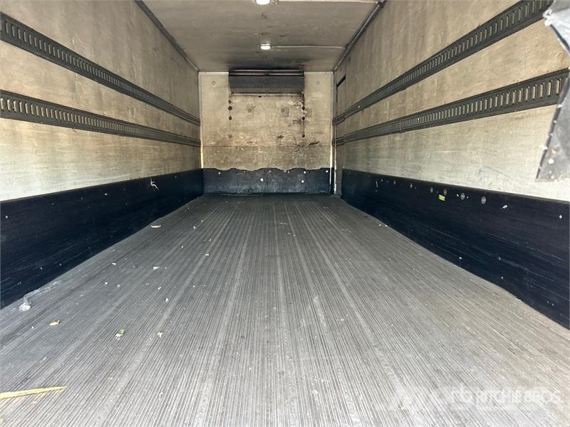 Freightliner M2 4x2 Refrigerated Truck Camiões caixa temperatura controlada