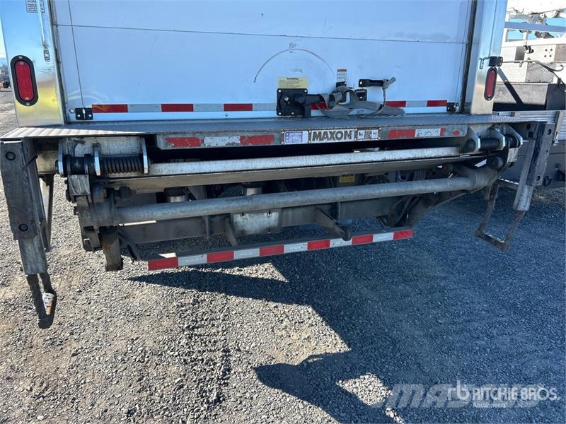 Freightliner M2 4x2 Refrigerated Truck Грузовики-Рефрижераторы
