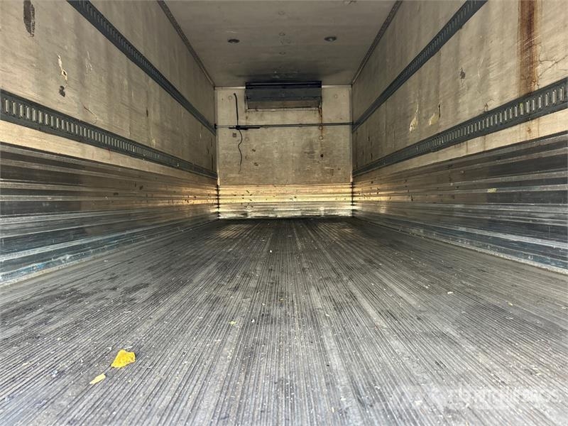 Freightliner M2 4x2 Refrigerated Truck Külmikautod