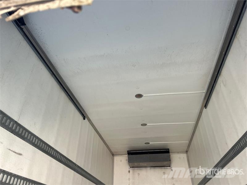 Freightliner M2 4x2 Refrigerated Truck Грузовики-Рефрижераторы