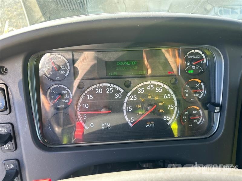 Freightliner M2 4x2 Refrigerated Truck Tovornjaki hladilniki