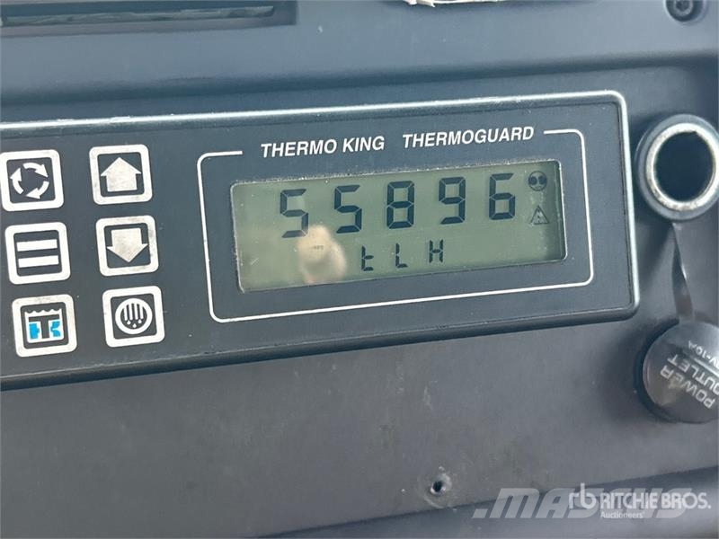 Freightliner M2 4x2 Refrigerated Truck Külmikautod