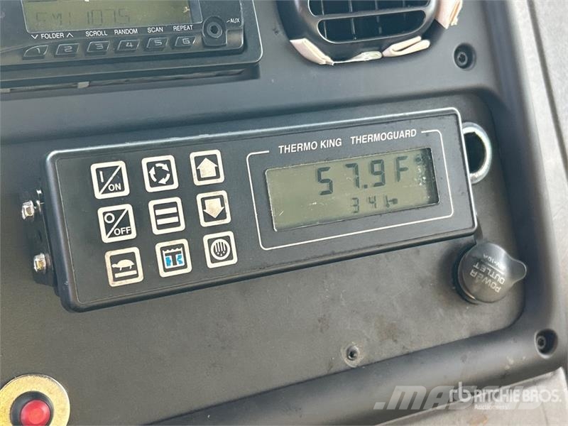 Freightliner M2 4x2 Refrigerated Truck Külmikautod