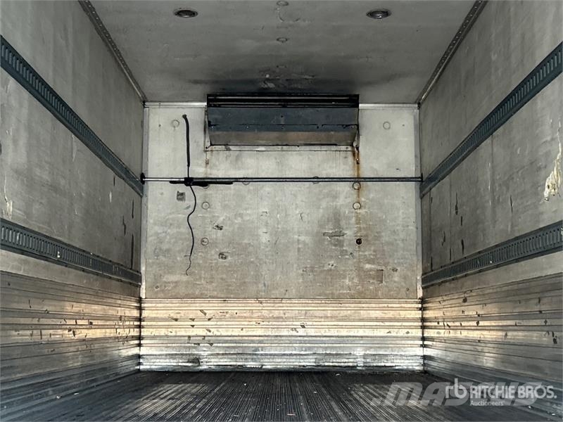 Freightliner M2 4x2 Refrigerated Truck Külmikautod