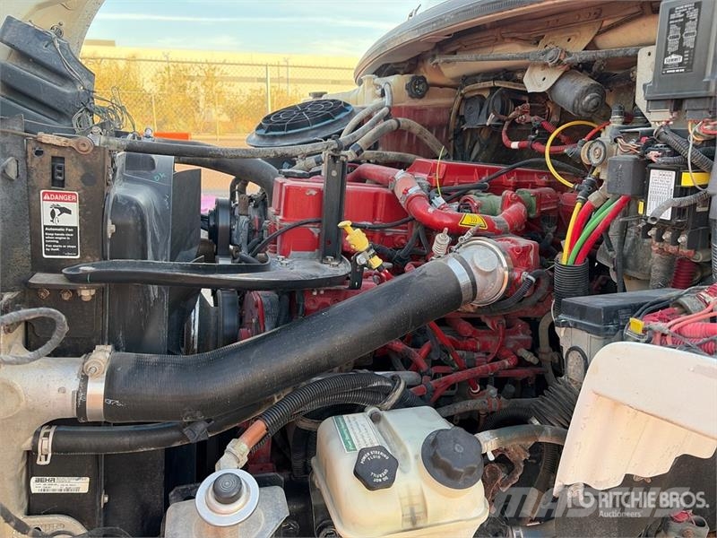 Freightliner M2 4x2 Service Truck مركبات الأغراض العامة