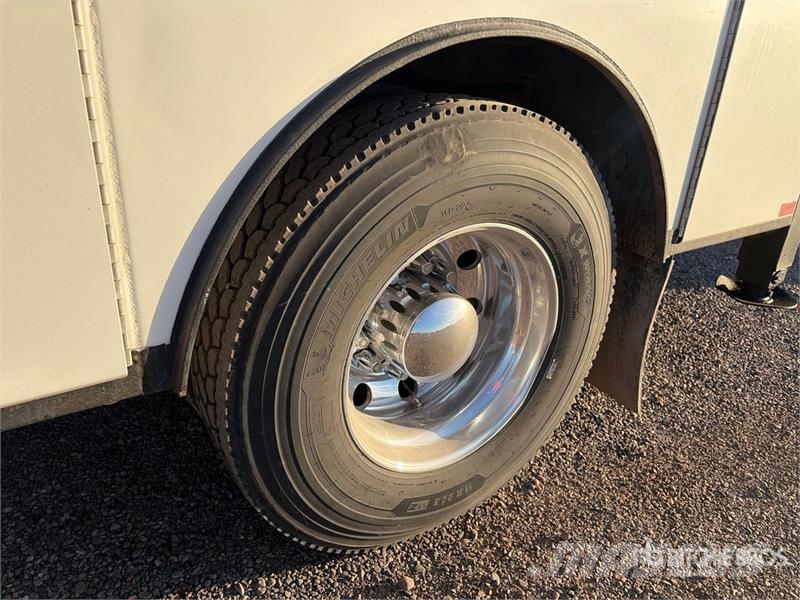 Freightliner M2 4x2 Service Truck مركبات الأغراض العامة