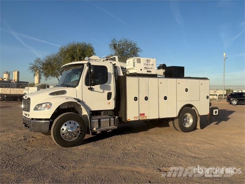Freightliner M2 4x2 Service Truck مركبات الأغراض العامة