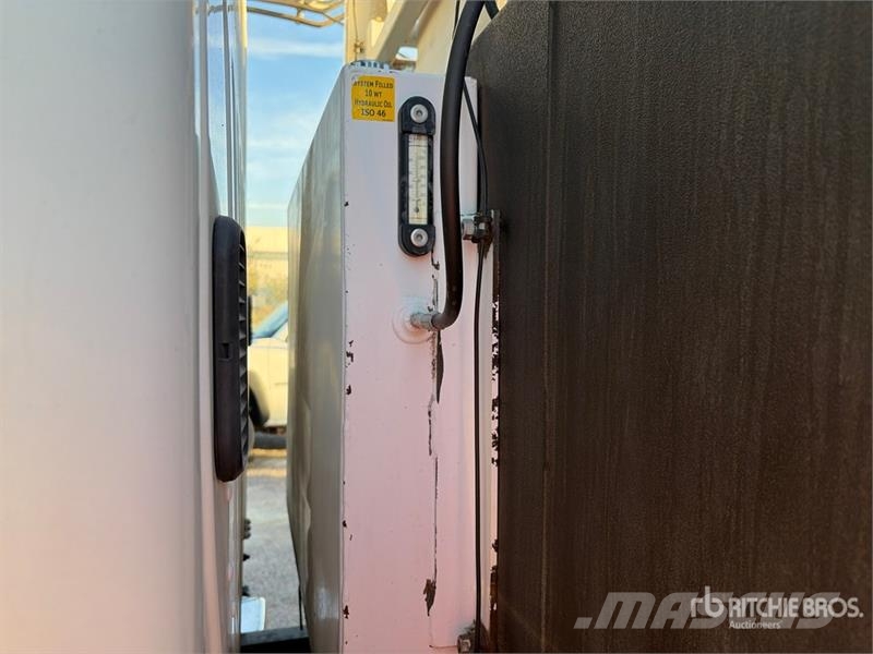 Freightliner M2 4x2 Service Truck مركبات الأغراض العامة