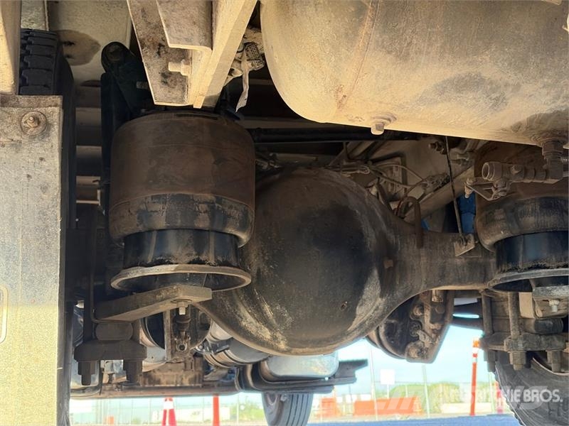 Freightliner M2 4x2 Service Truck مركبات الأغراض العامة
